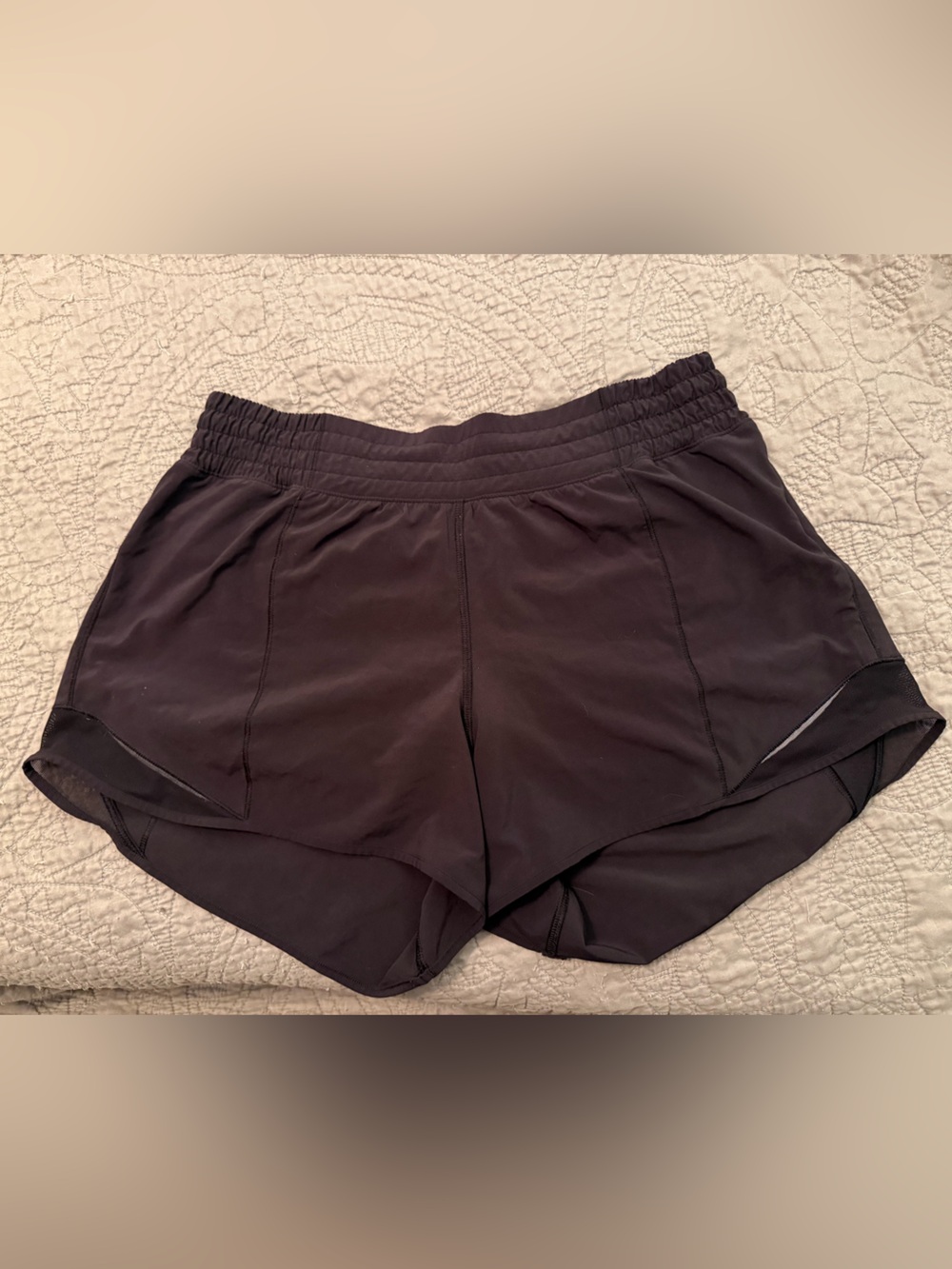 lululemon Hotty Hot Black Running Shorts 8 Tall